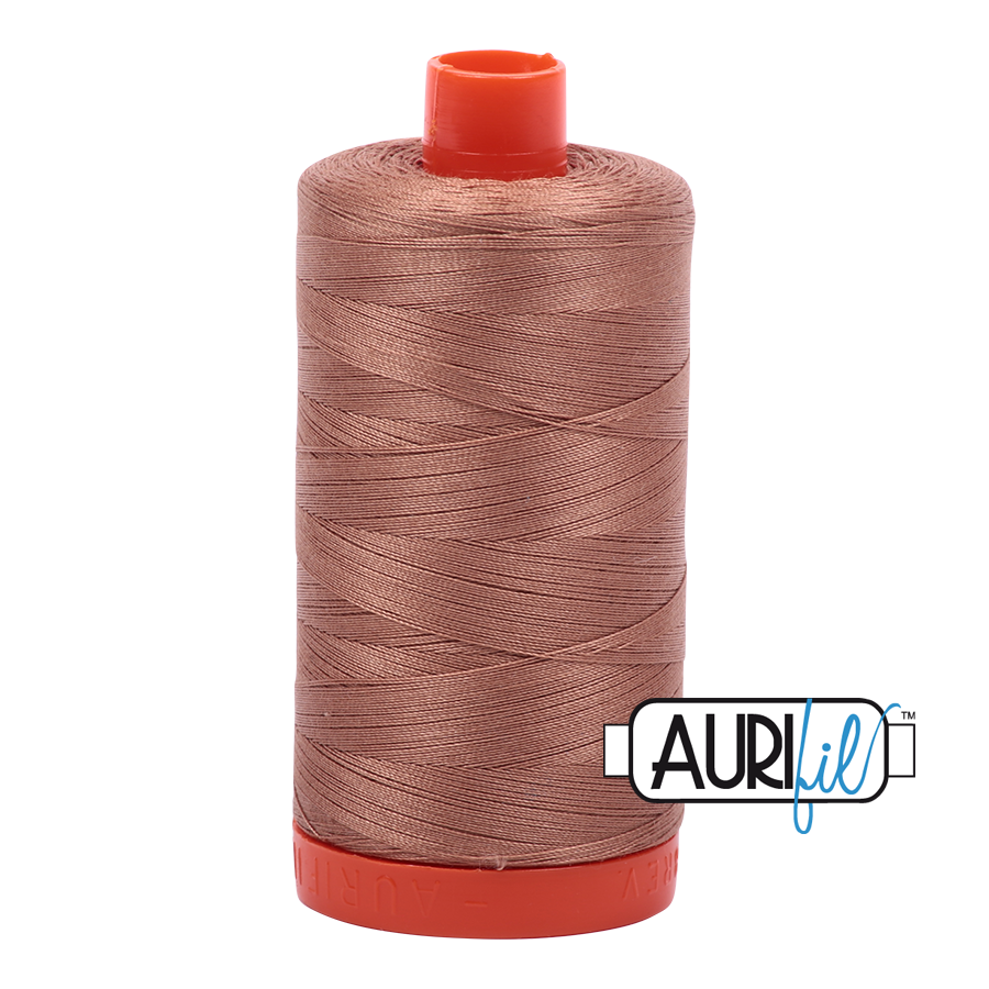 Fil Aurifil - Café au Lait 2340 - 50 wt