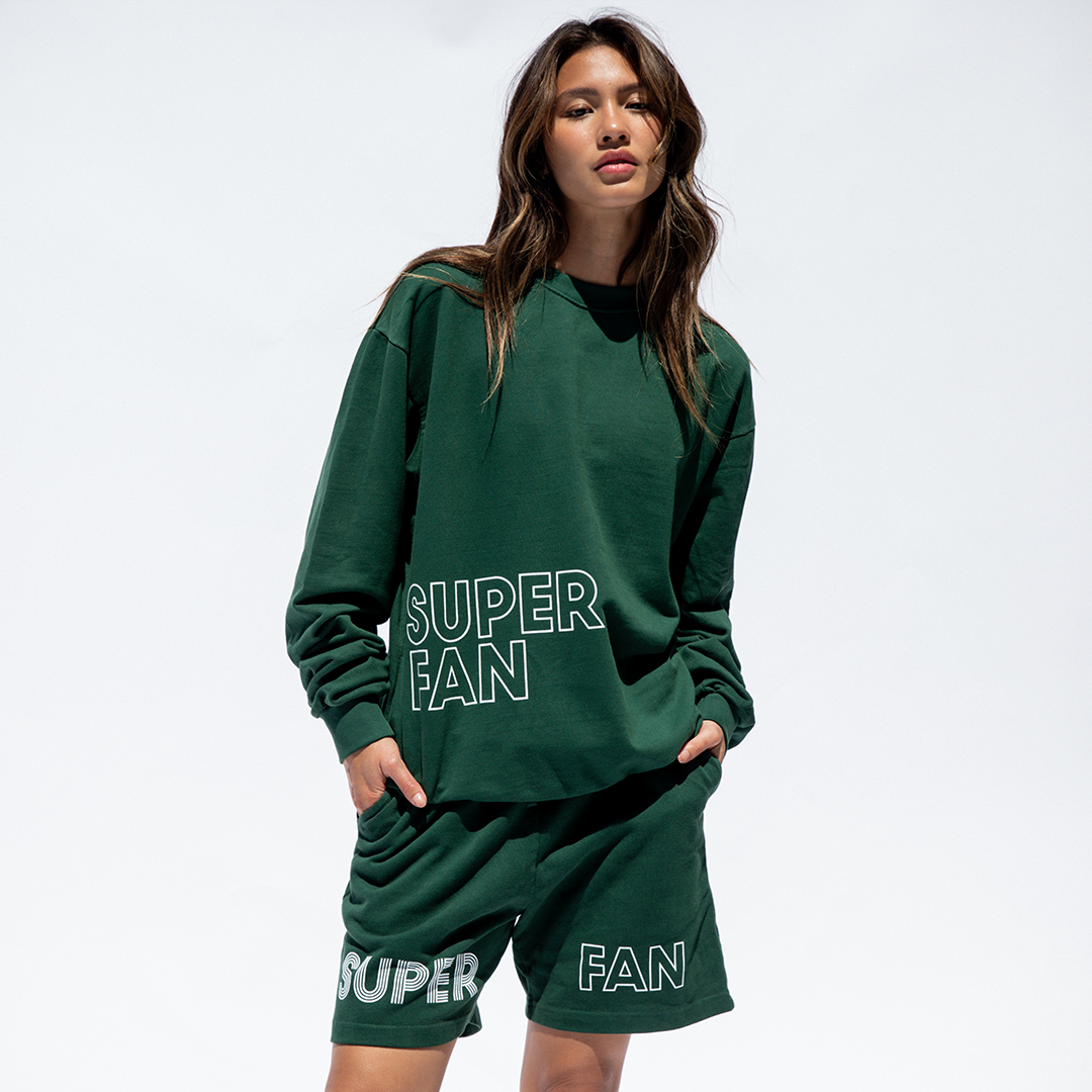 Super Fan Short