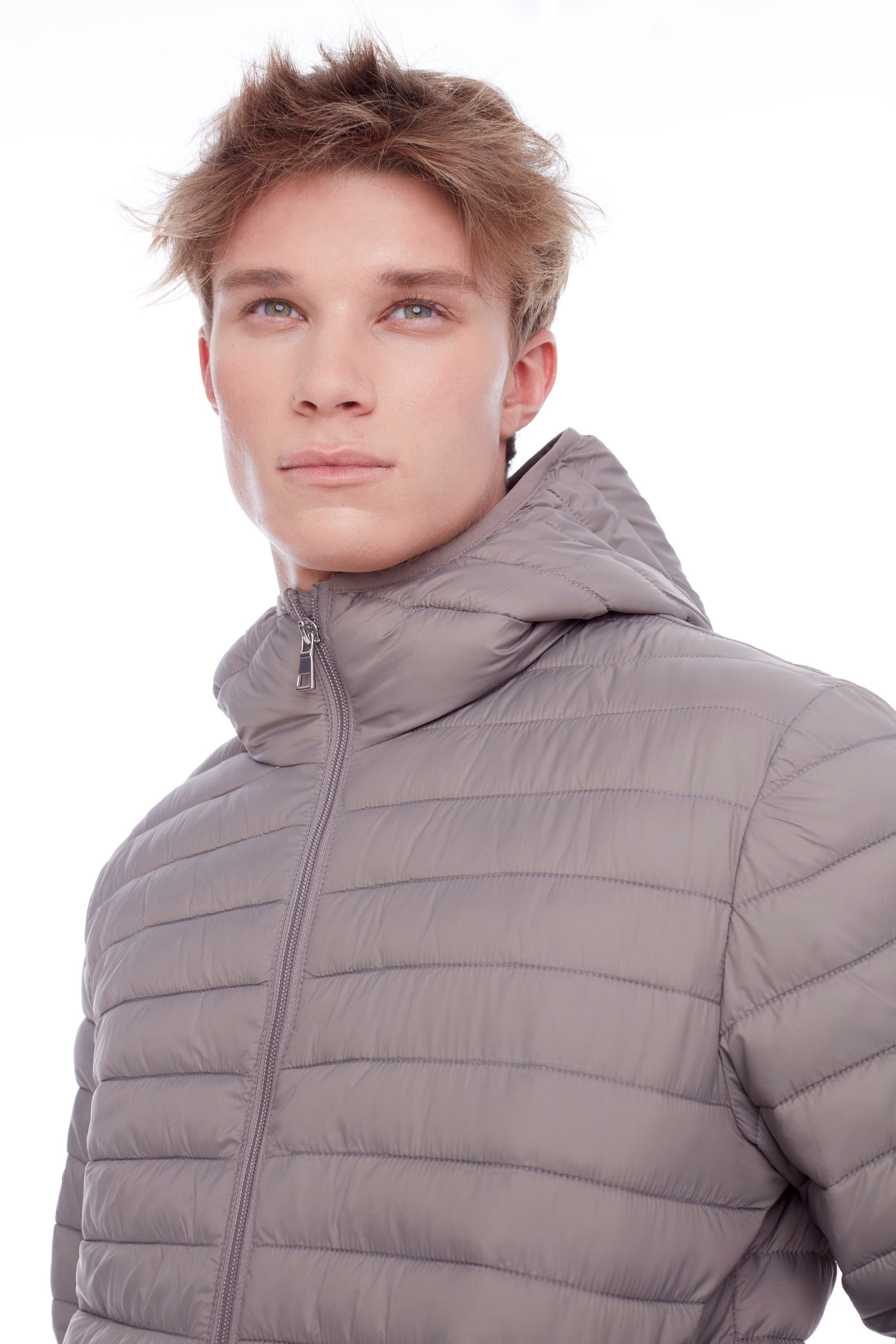 YOHO HOMMES | DOUDOUNE LÉGÈRE ET COMPACTE EN DUVET VÉGAN (RECYCLÉE) POUR HOMMES, TAUPE
