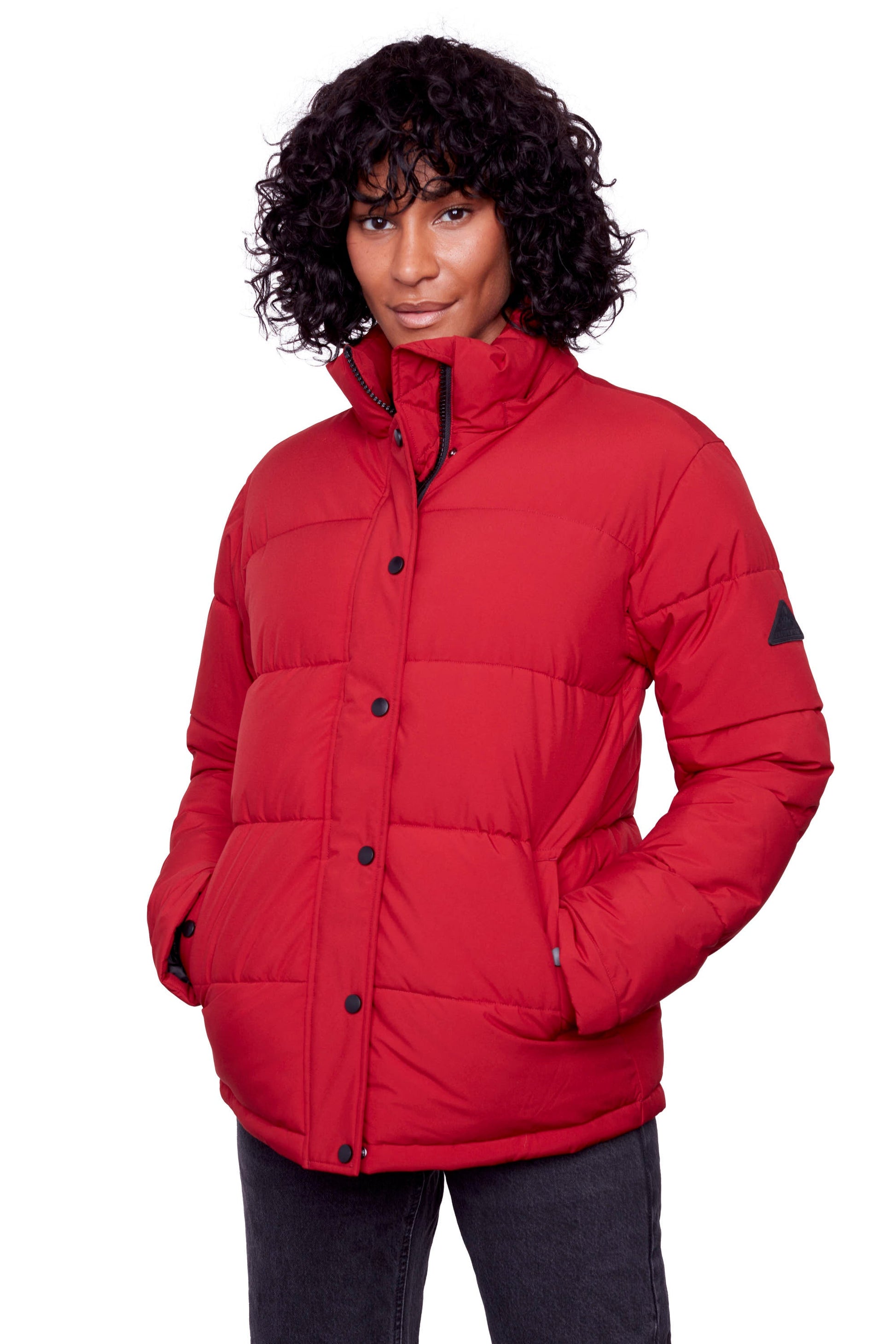 FORILLON | DOUDOUNE COURTE MATELASSÉE EN DUVET VÉGAN (RECYCLÉE) POUR FEMME, ROUGE FONCÉ