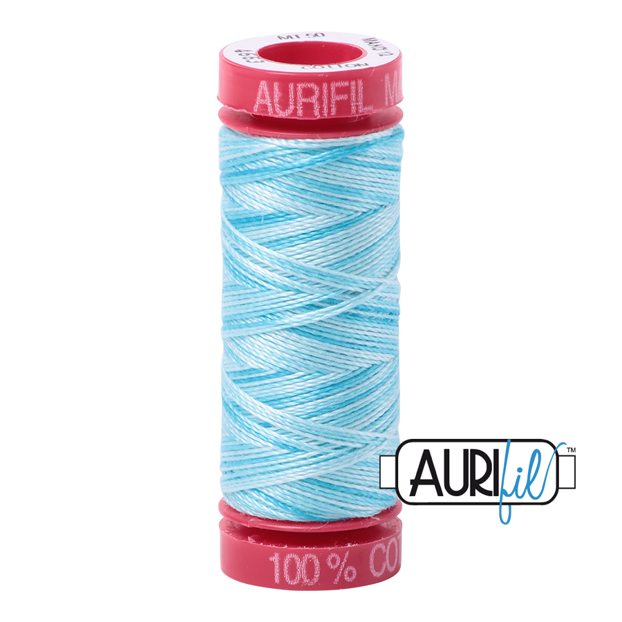 Fil Aurifil – Yeux bleus bébé 4663 – 12wt