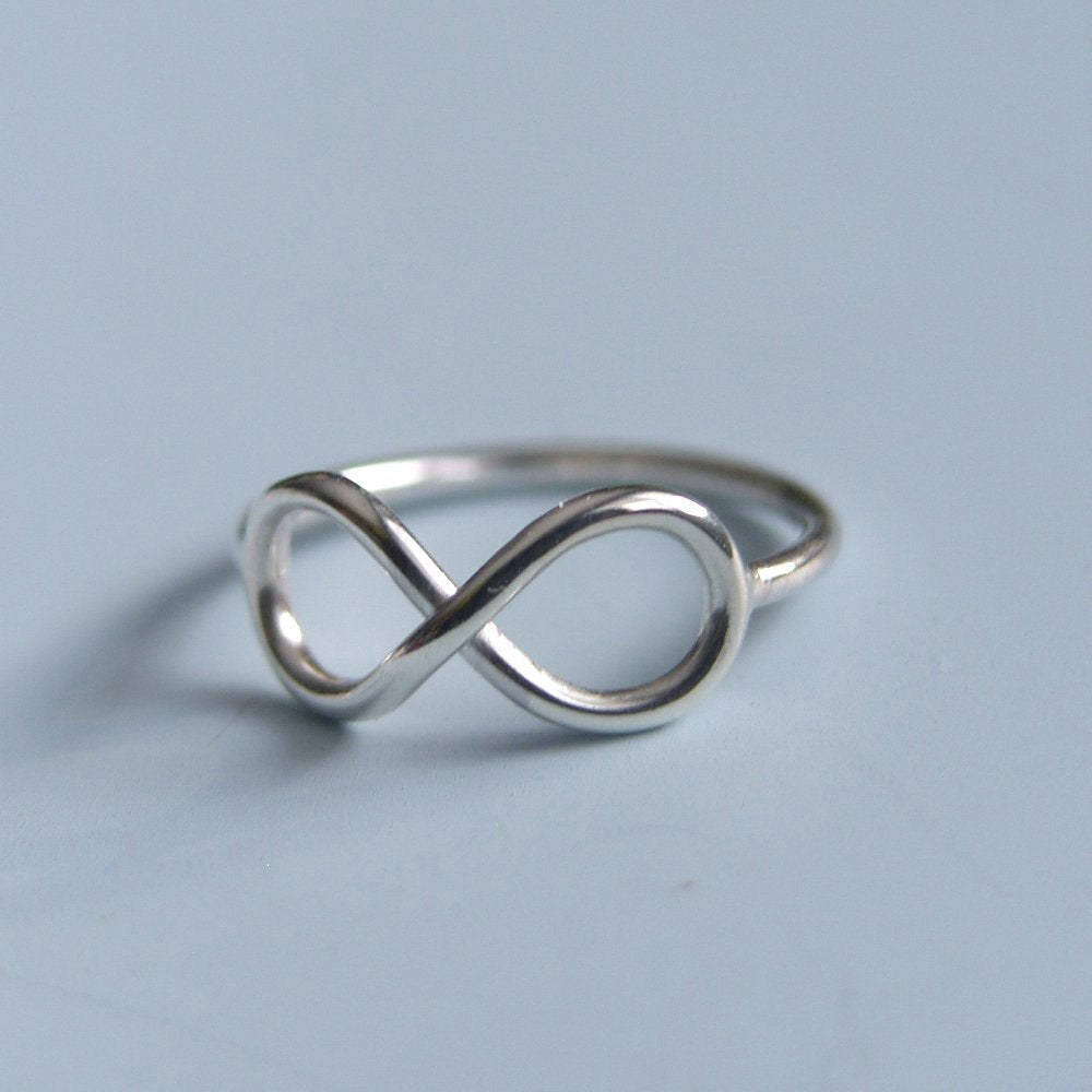 Bague symbole infini en argent sterling