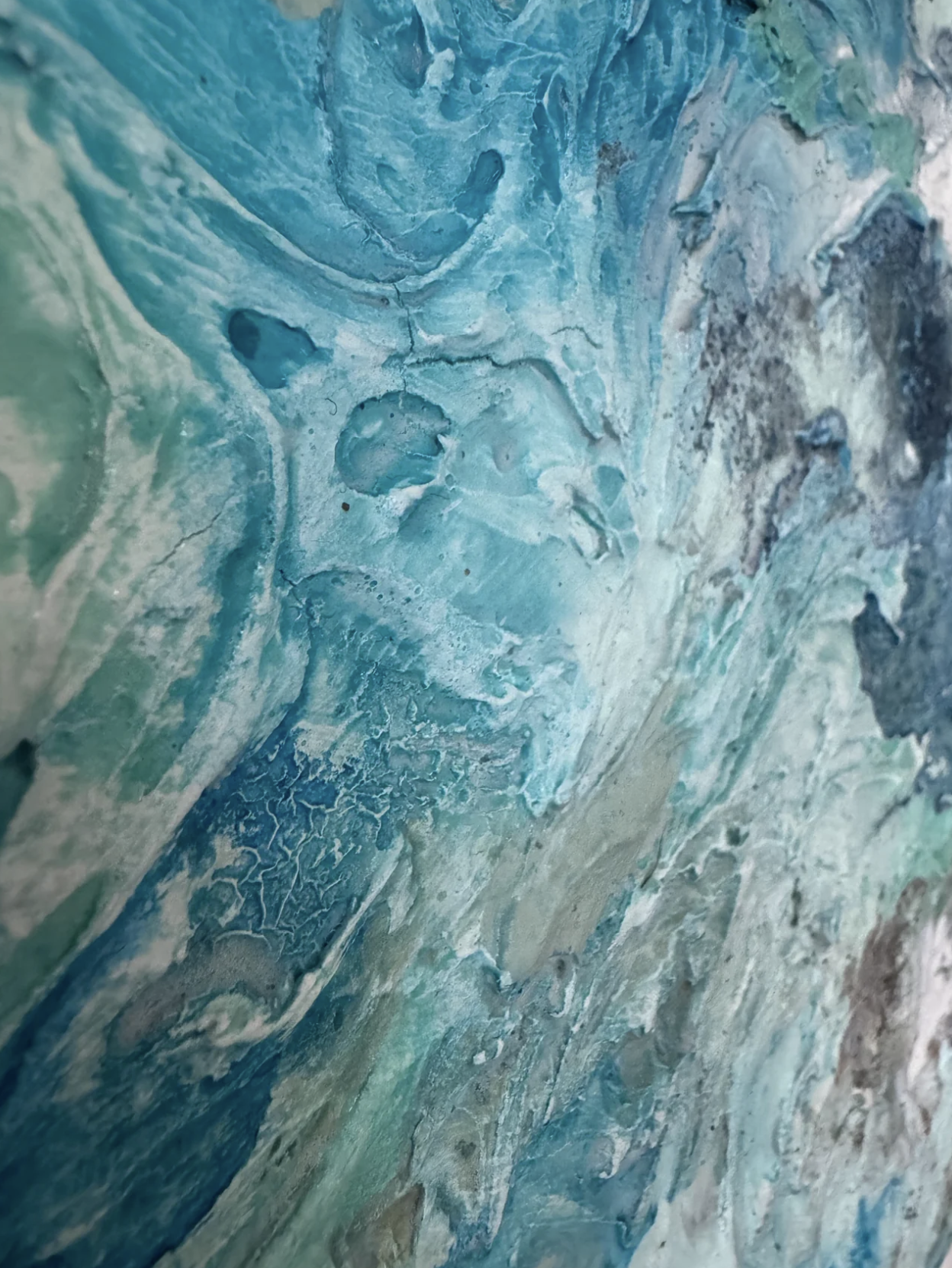 Dans l'air, entre la pluie