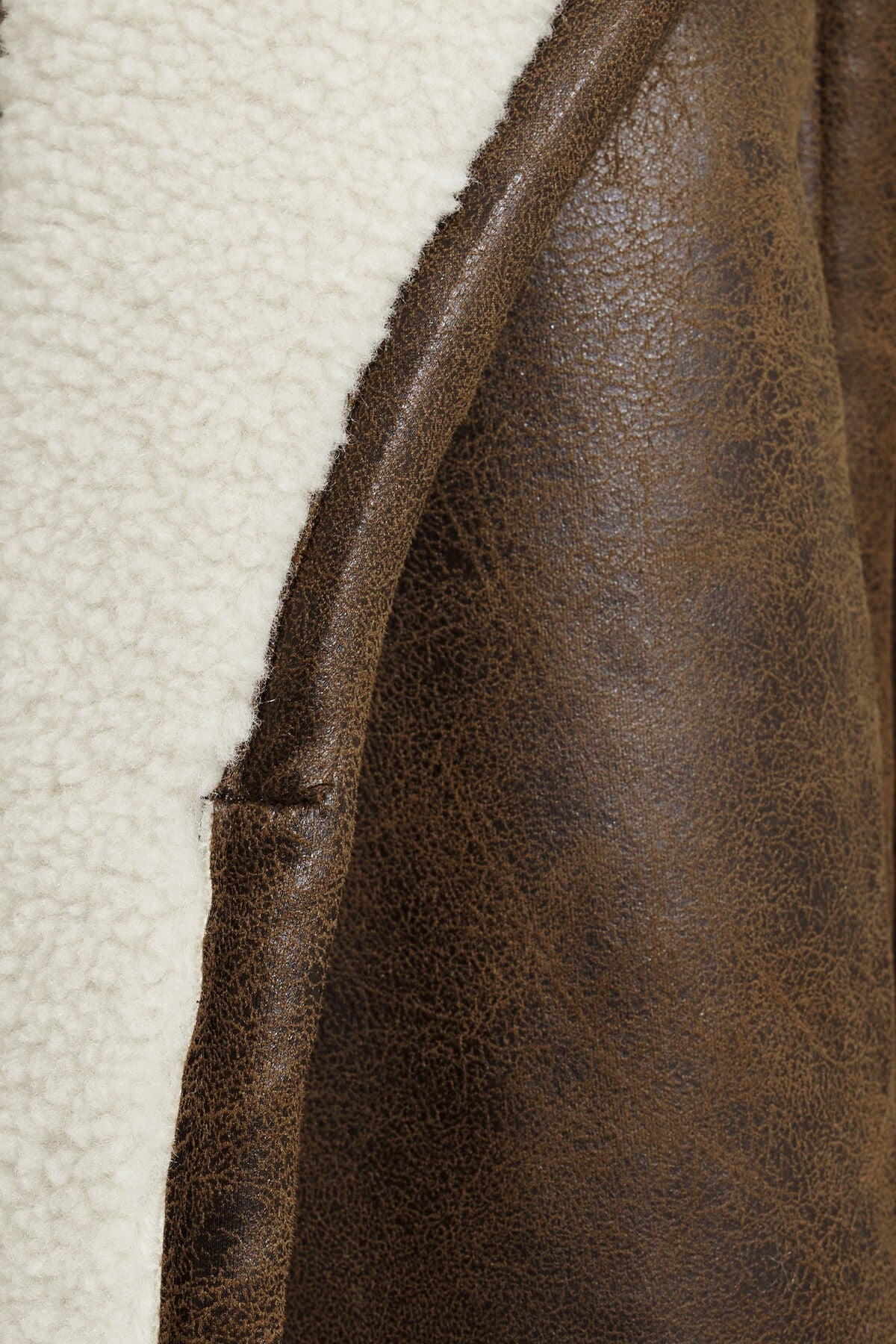 Manteau portefeuille en similicuir Sherpa