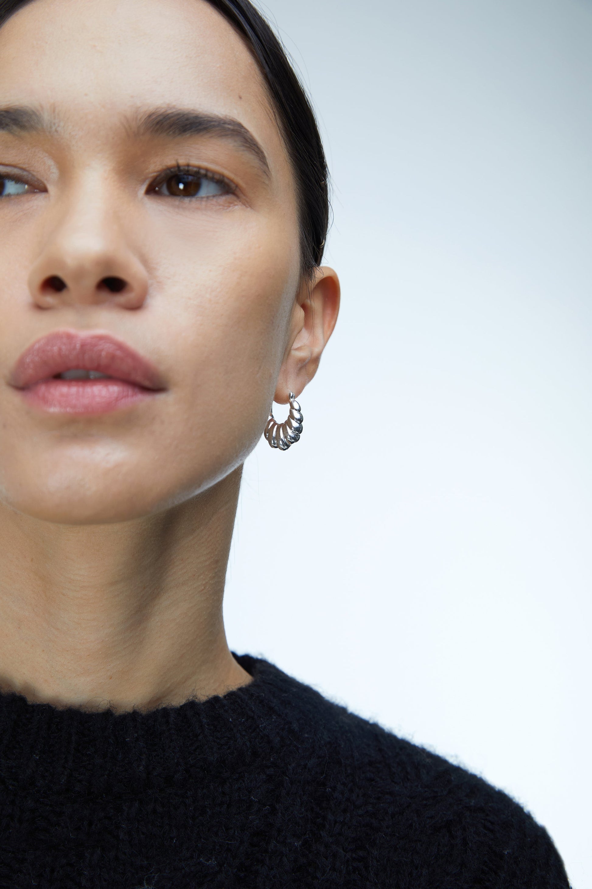 BOUCLES D'OREILLES CROISSANT HUGGIE