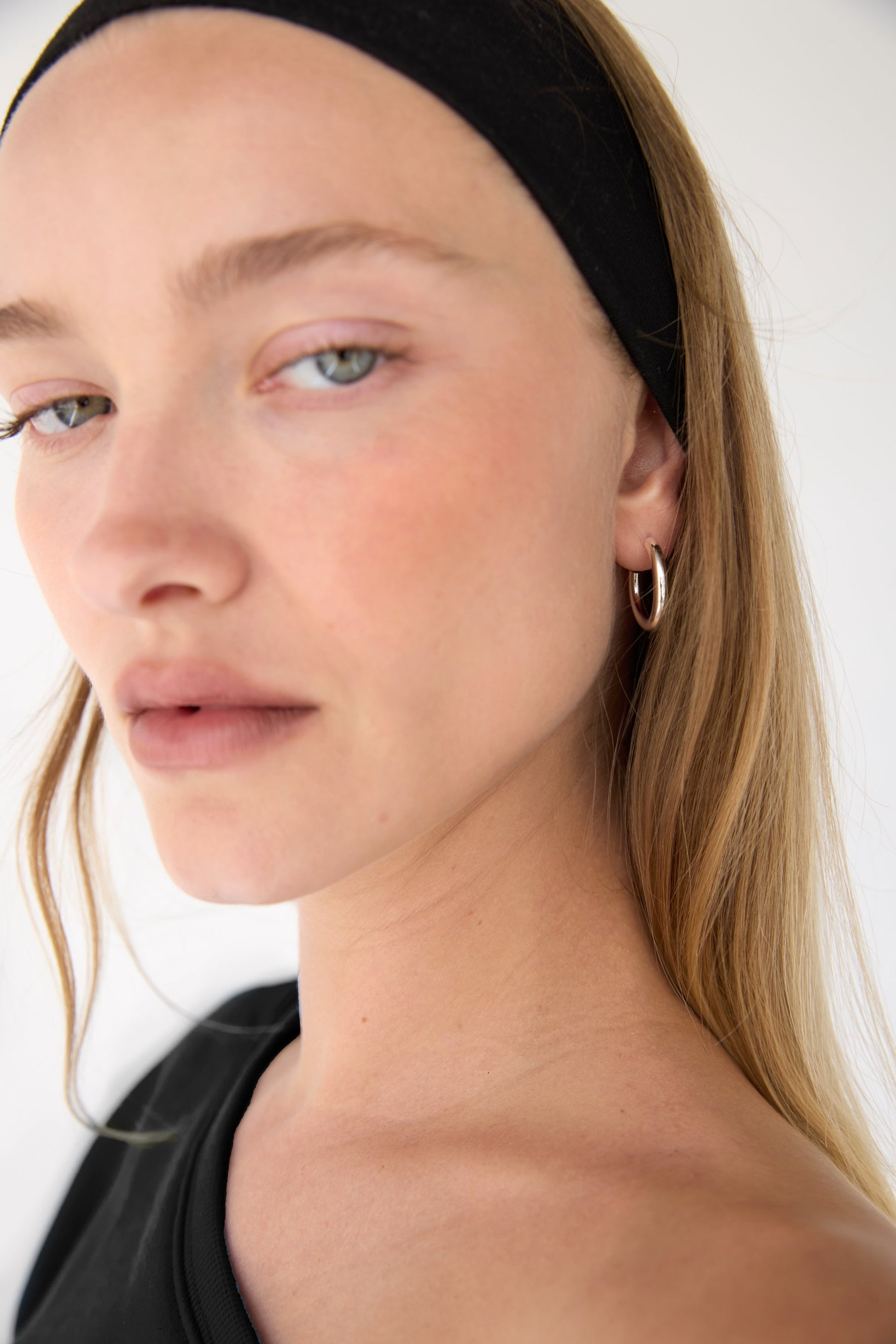 PETITES BOUCLES D'OREILLES CRÉOLES