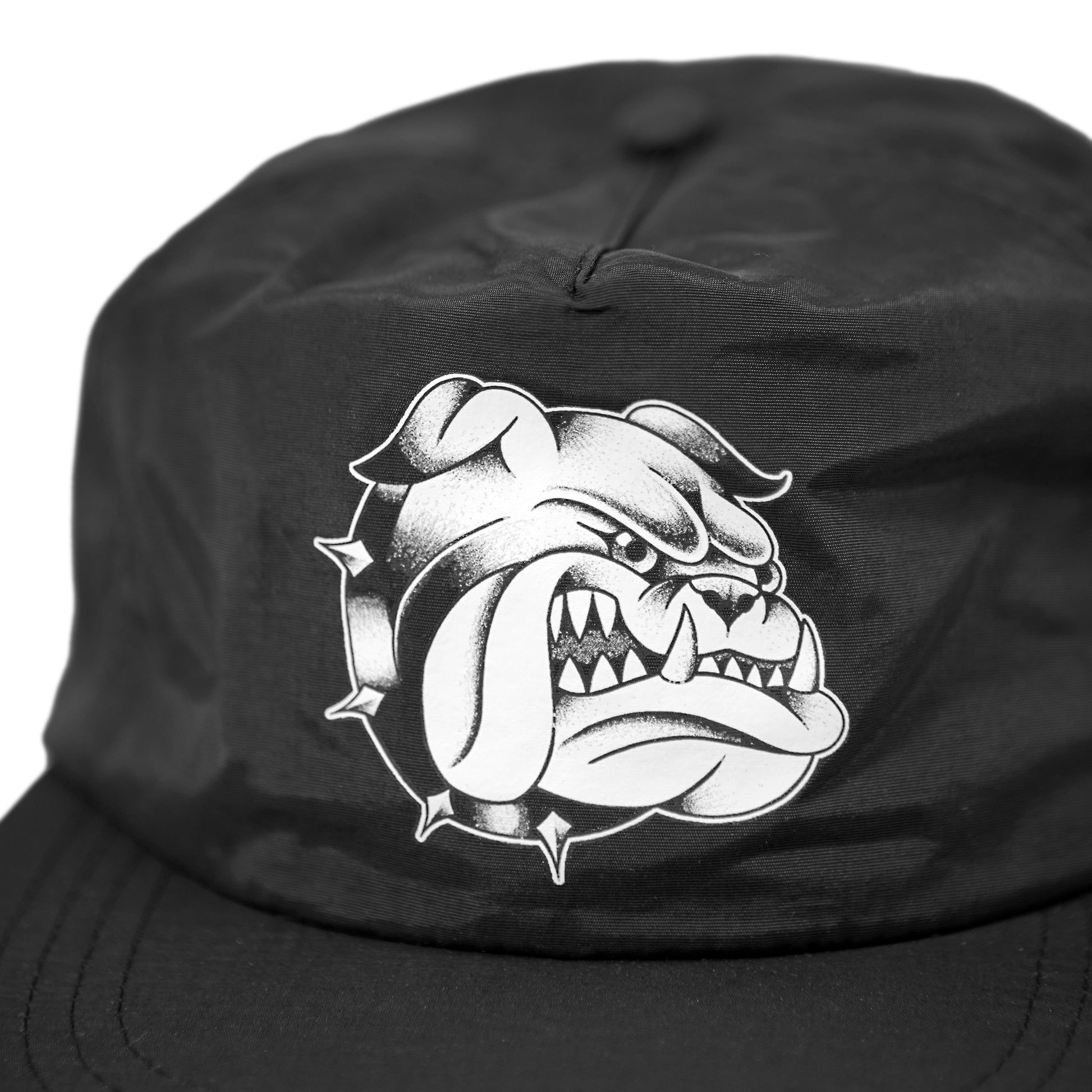 Chapeau en nylon pour gros chien