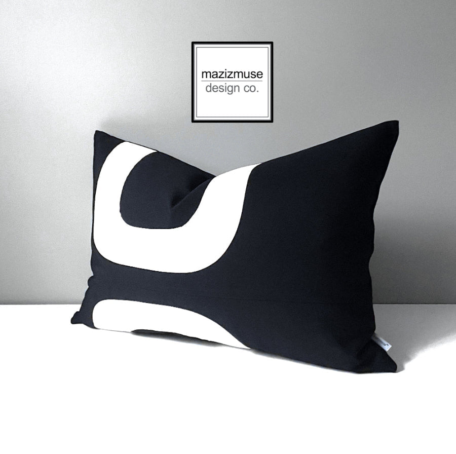 Housse de coussin d'extérieur Sunbrella noir et blanc, coussin moderne du milieu du siècle