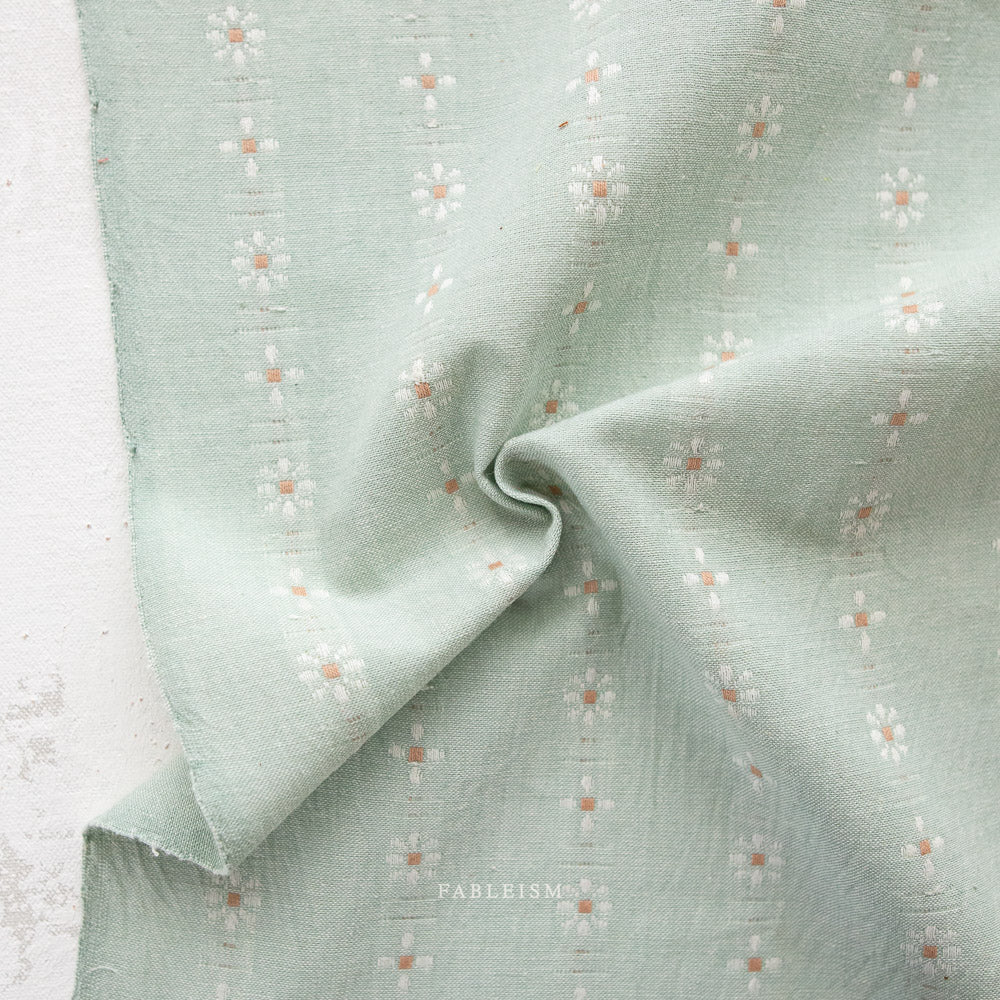 Fableism Forest Forage - Daisies in Mint Julep, 1/4 yard