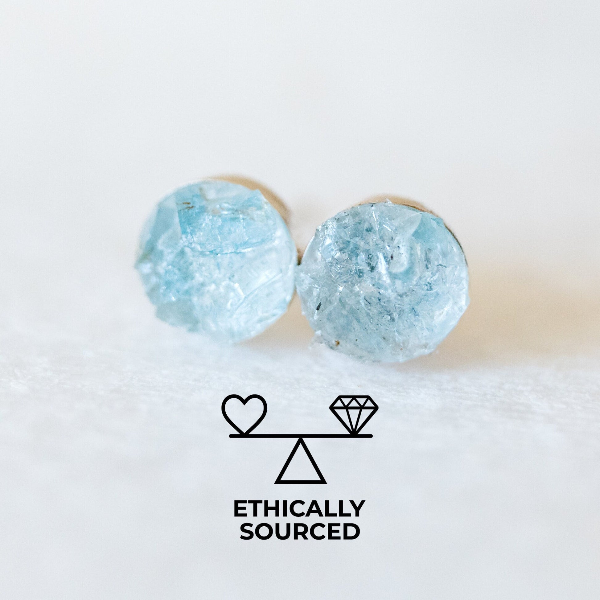 Boucles d'oreilles aigue-marine, clous d'oreilles en pierre brute, bijoux avec pierre de naissance de mars, cadeau pour elle, boucles d'oreilles en pierre brute, bijoux aigue-marine, clous d'oreilles en argent