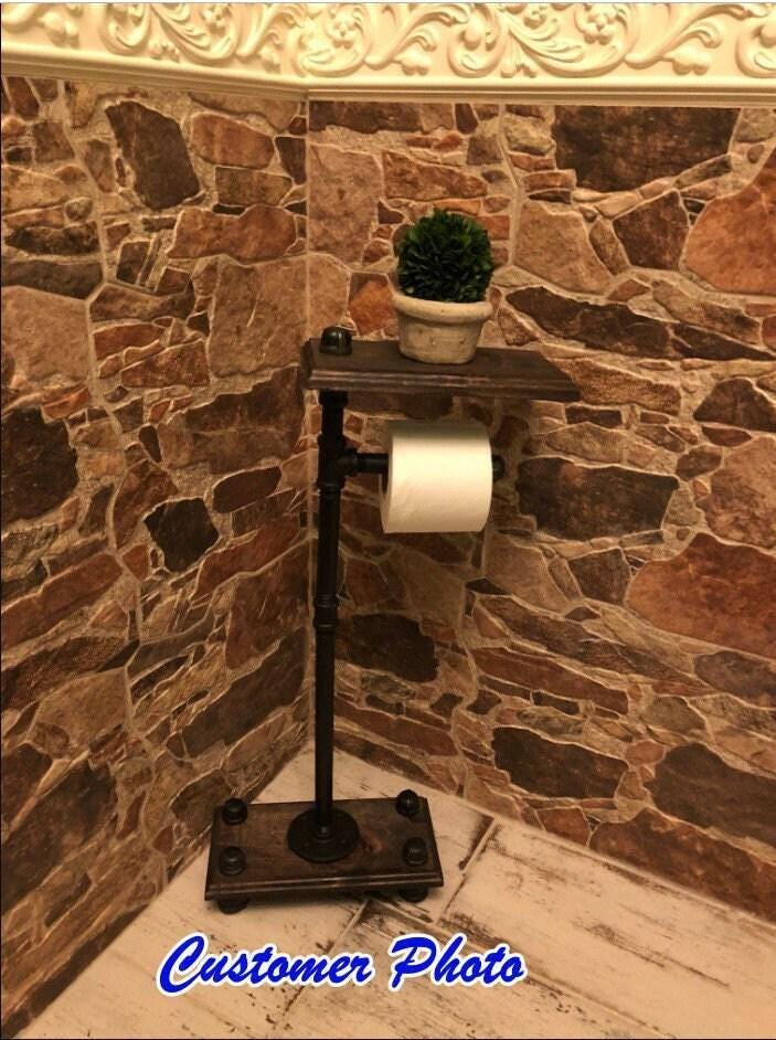 Porte-papier toilette sur pied de style industriel avec étagère pour téléphone - Porte-papier toilette