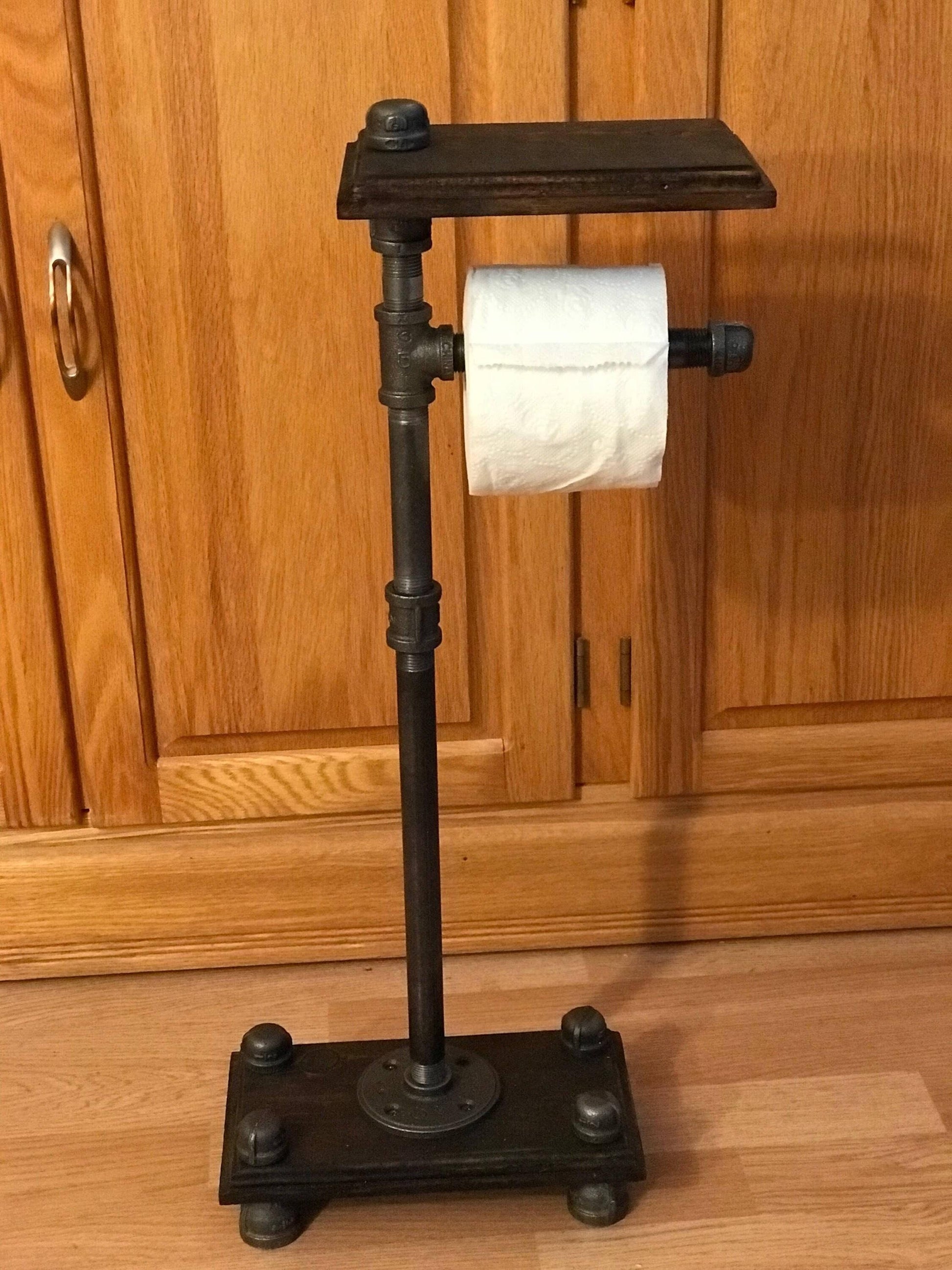 Porte-papier toilette sur pied de style industriel avec étagère pour téléphone - Porte-papier toilette