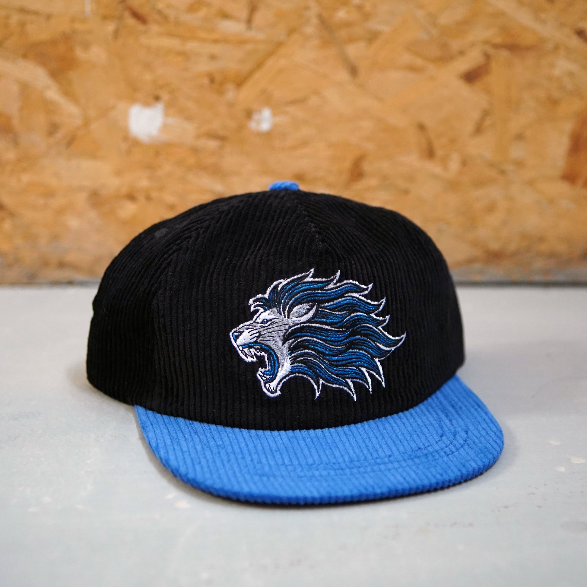 Lion Corduroy Hat