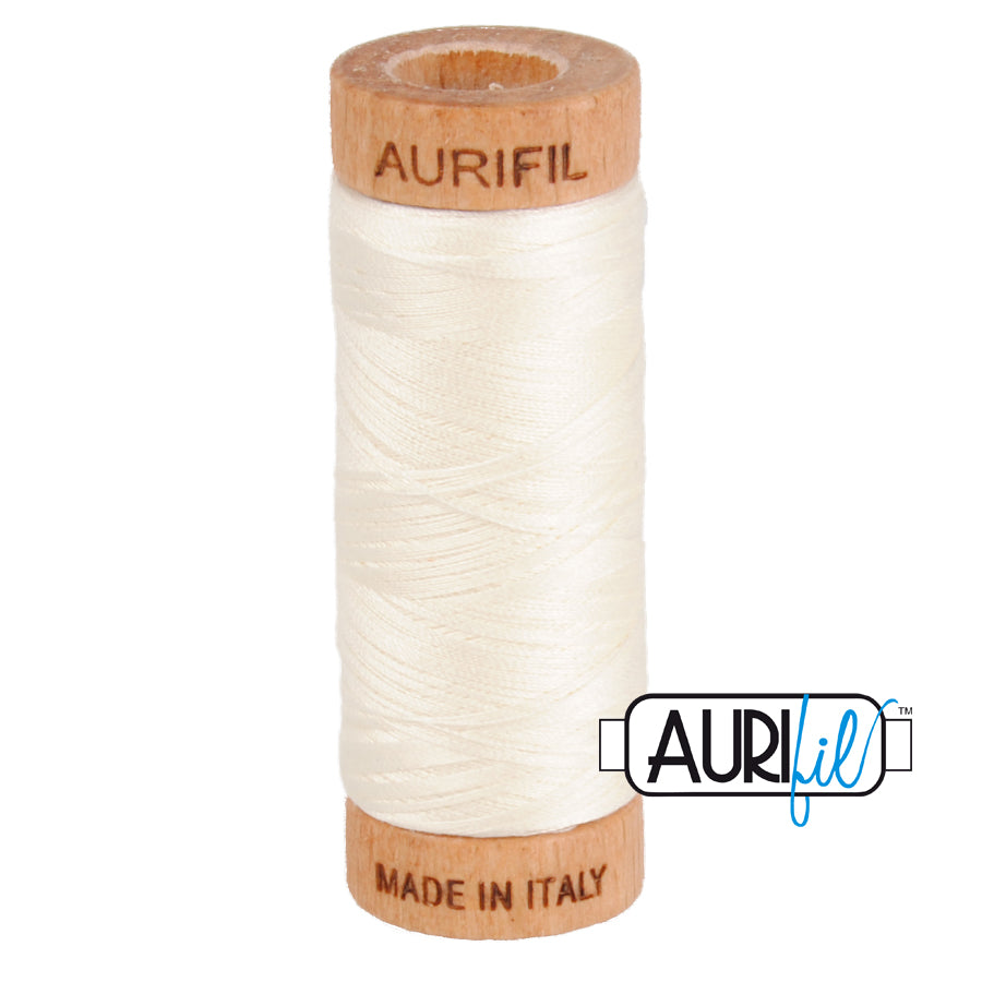 Fil Aurifil - Chalk 2026 - 80wt - 270 m / 300 yds