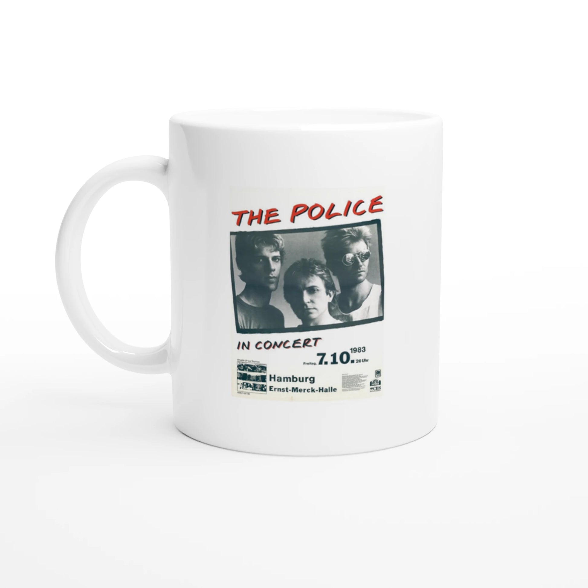 Tasse avec affiche de la police