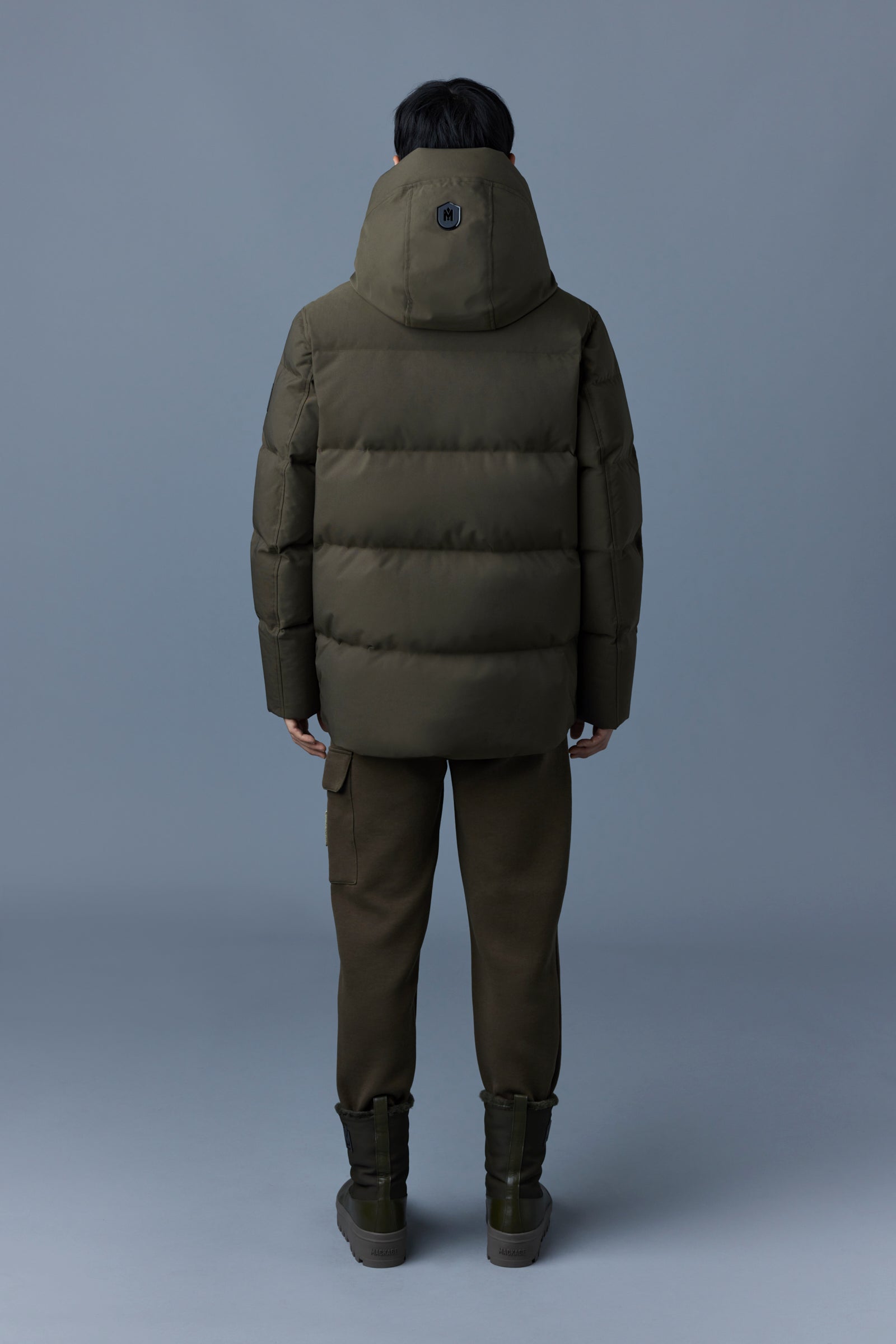 GRAYDON 2-in-1 lustrous light down jacket