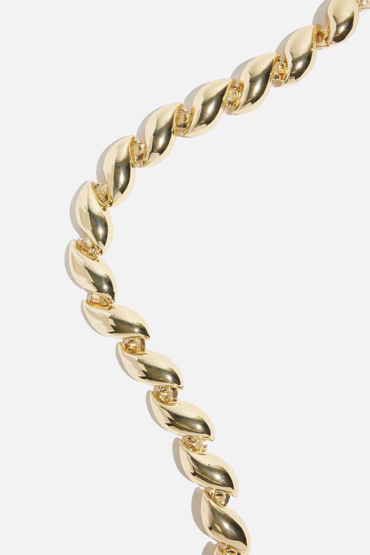 Collier à maillons ondulés
