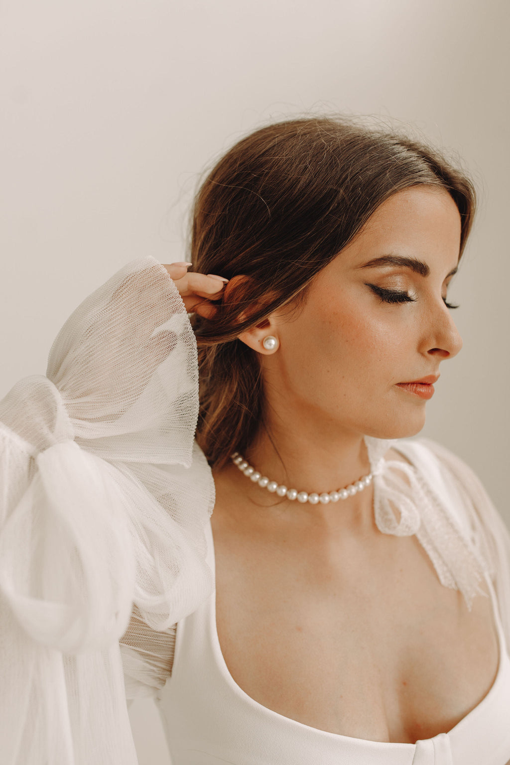 Collier ras du cou AMELIA en perles avec nœud