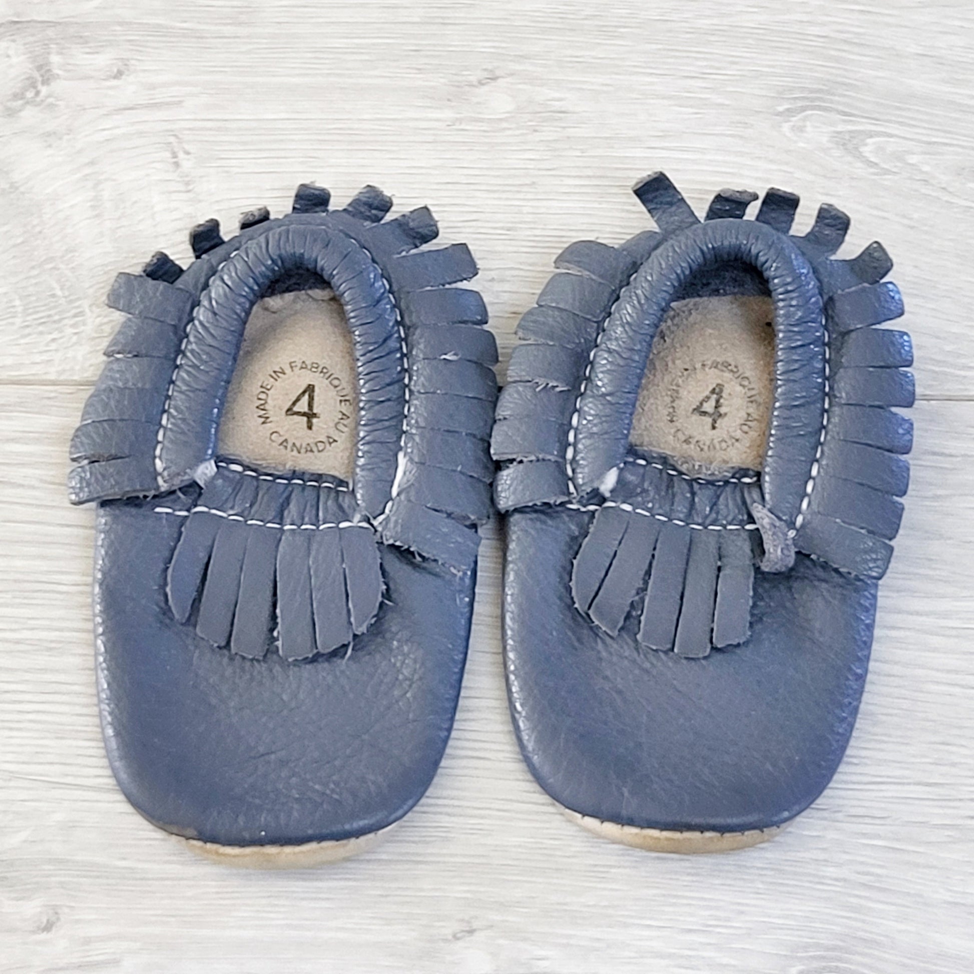 TBOW1 - Chaussures Heyfolks en cuir bleu à semelles souples. Pointure 4 🍁