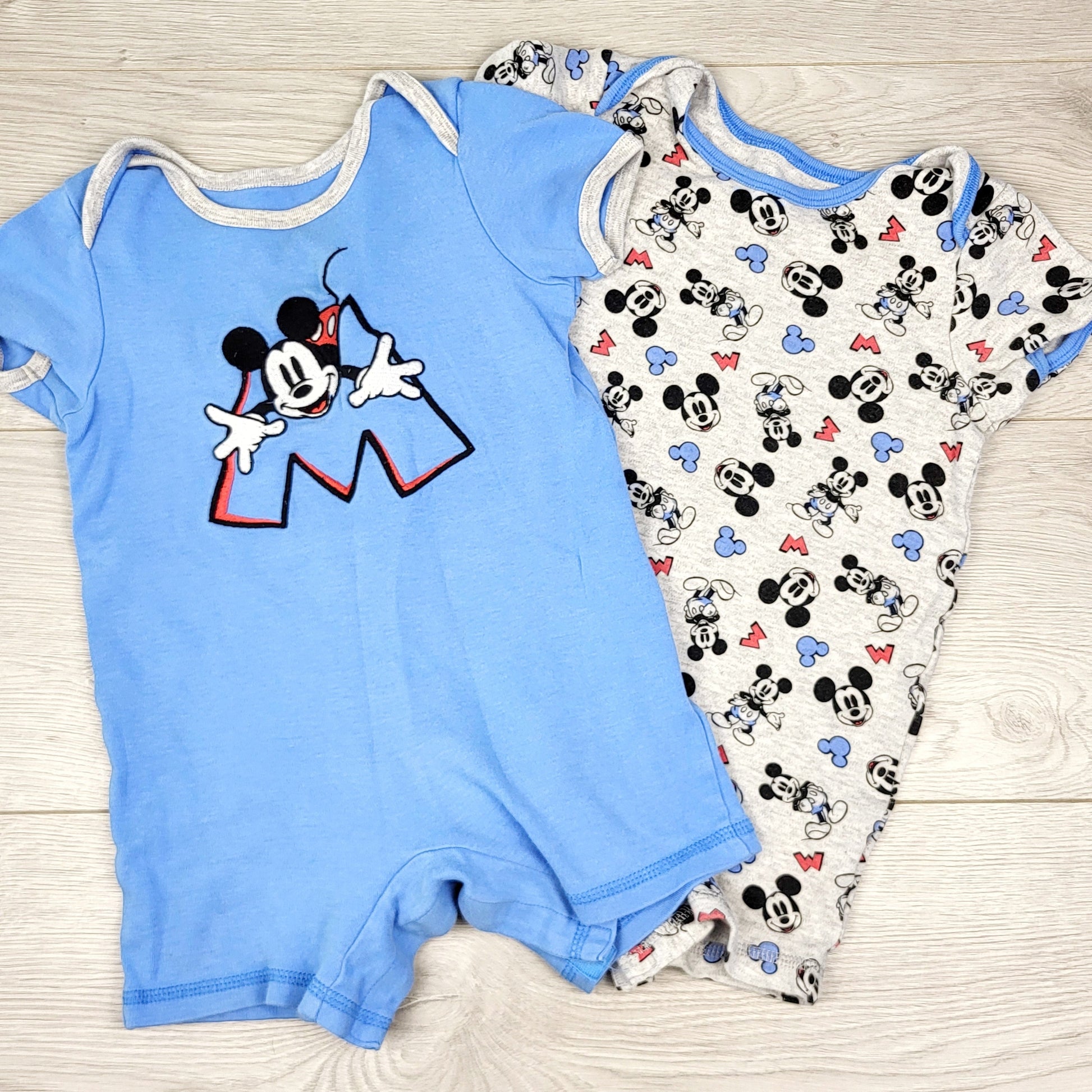 RUBH2 - Ensemble 2 pièces Disney Baby Mickey Mouse. Taille 18 mois.