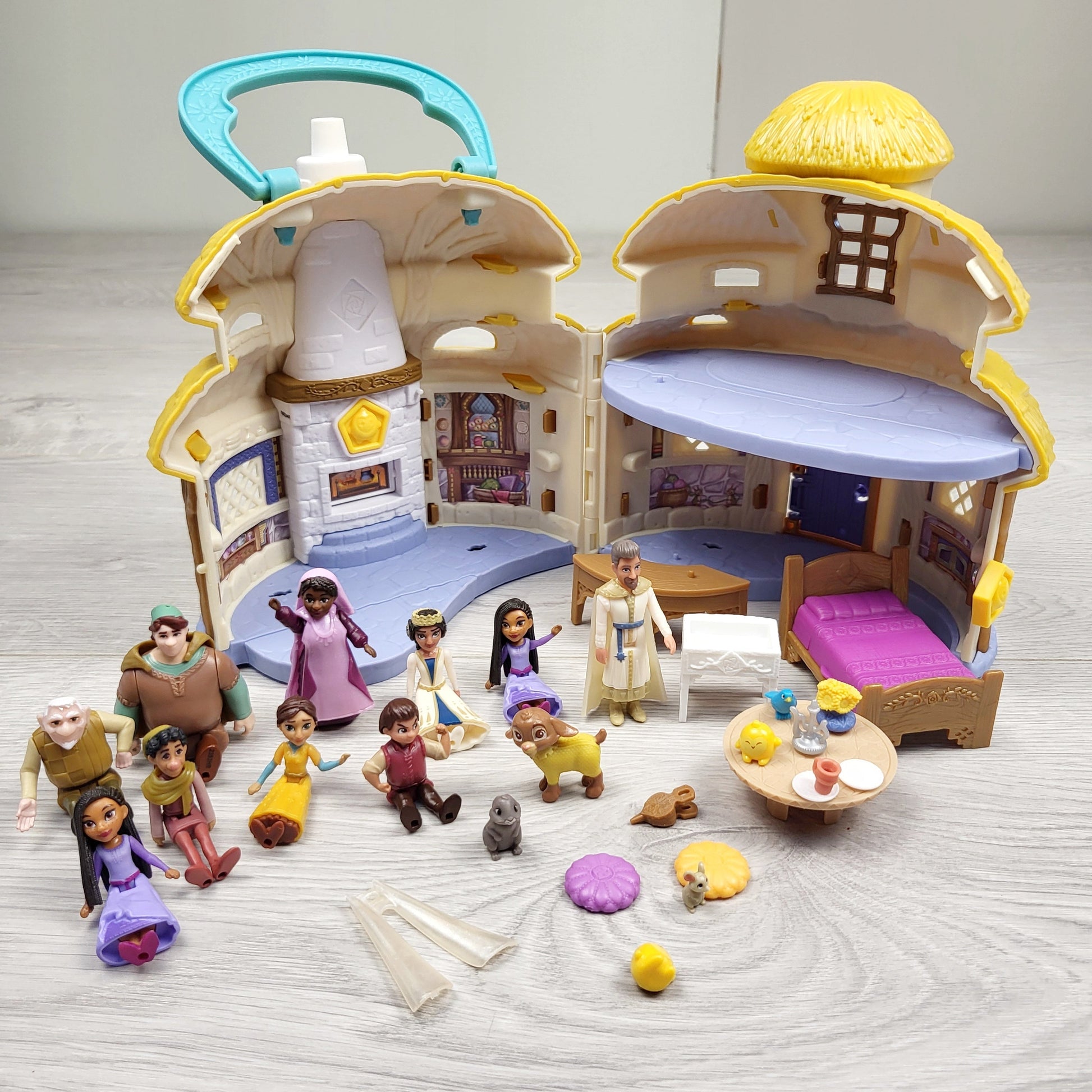 KTBL2 - Maisonnette Disney's Wish Cottage