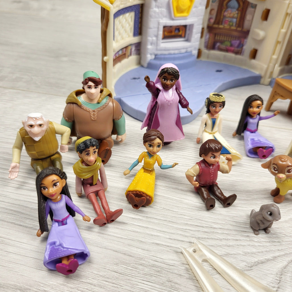 KTBL2 - Disney's Wish Cottage Home Playset