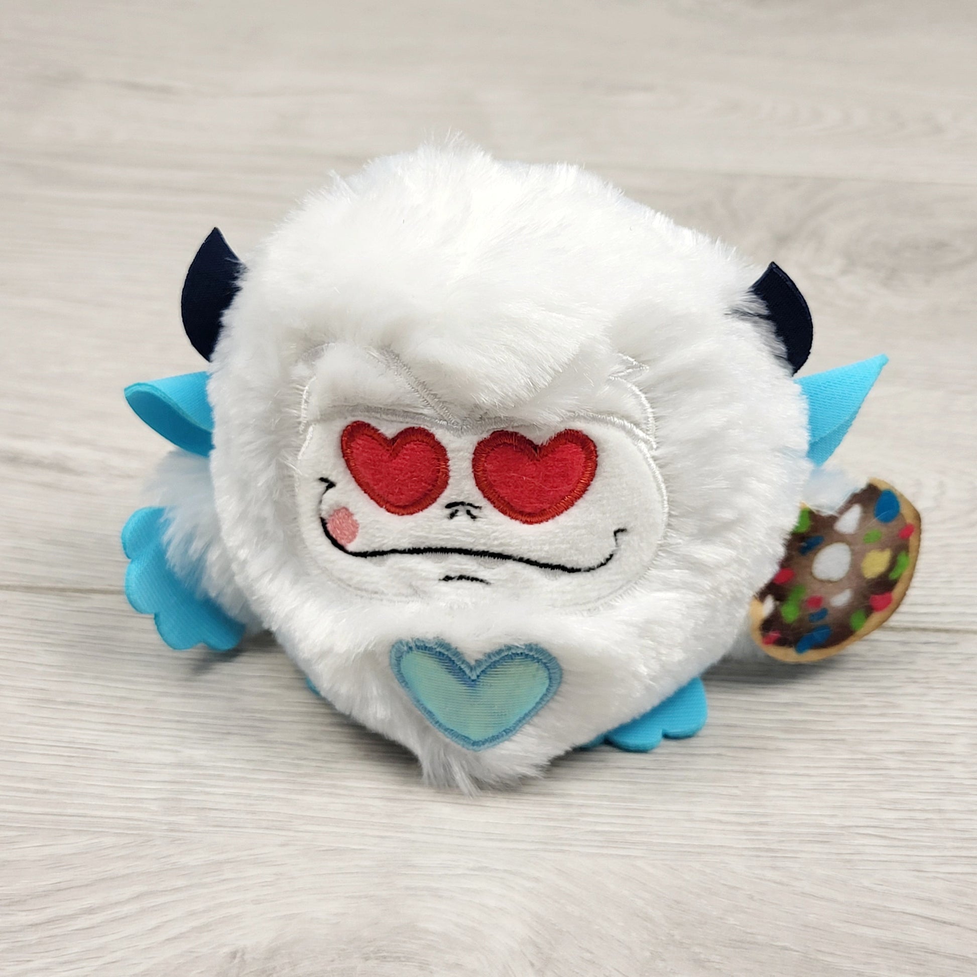 KTBL2 - Peluche Elfe sur l'étagère « SnoBiggie »