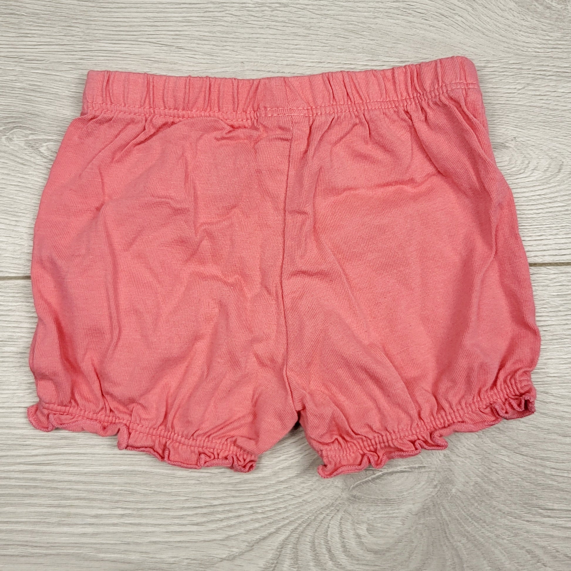 ECRS1 - Short Carters en coton rose. Taille 3 mois