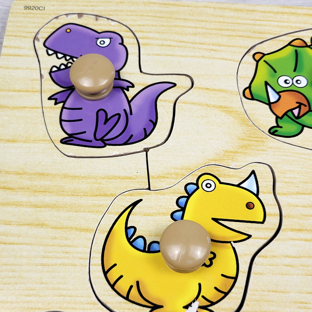 LKAN2 - Wooden peg puzzle with dinosaurs