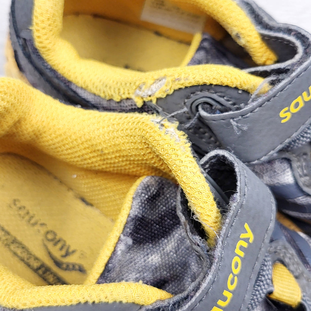 JFAR3 - Chaussures de course Saucony. Pointure 43.