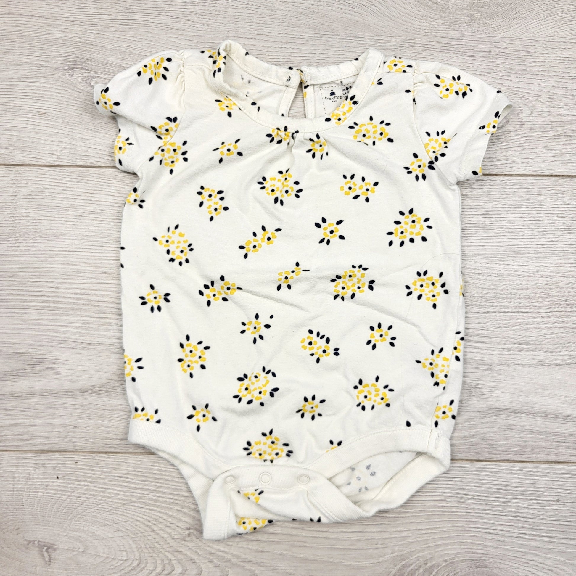 MARK1 - Body blanc à imprimé floral Gap. Taille 0-3 mois