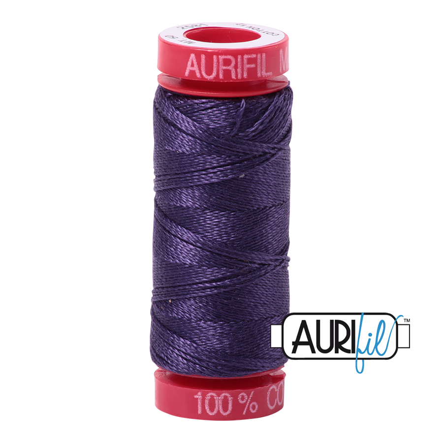 Fil Aurifil - Raisin foncé et poussiéreux 2581 - 12wt