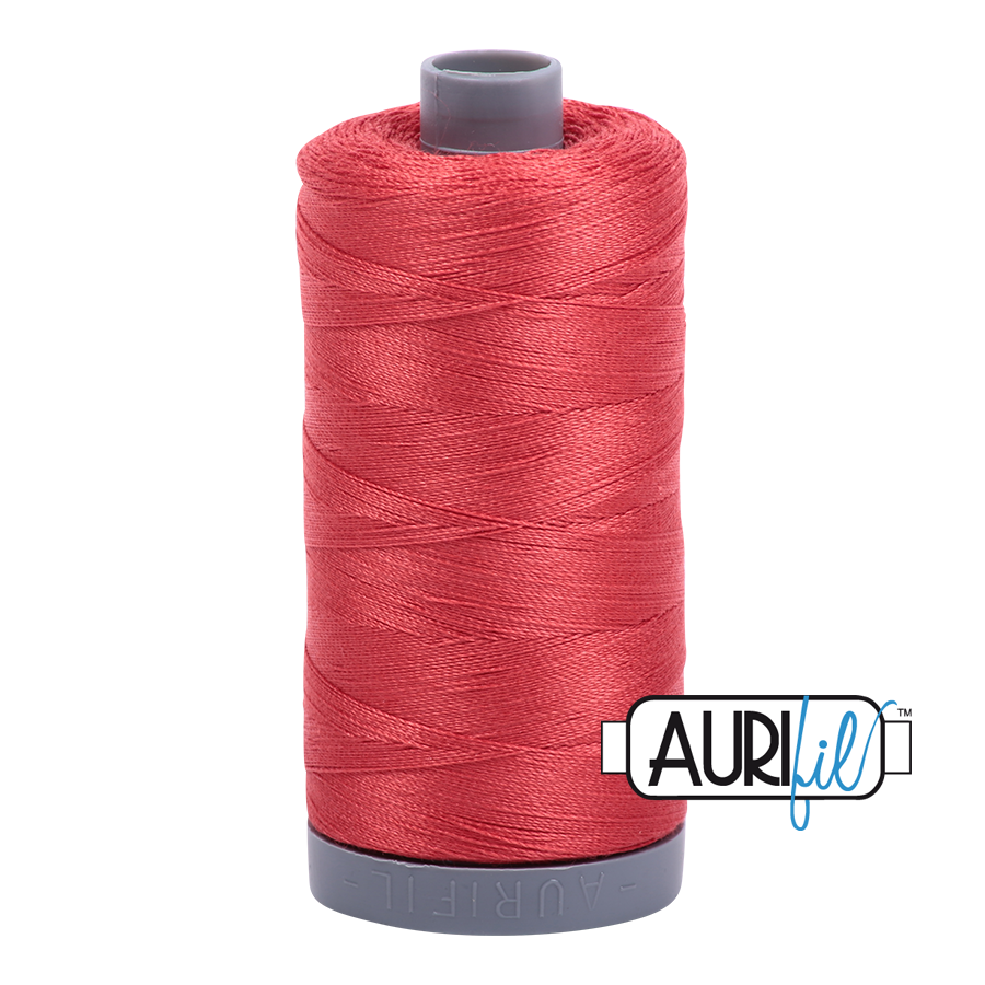 Fil Aurifil - Rouge foncé orange 2255 - 28wt