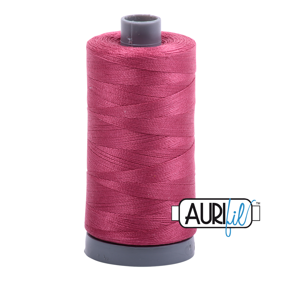Fil Aurifil - Rouge carmin moyen 2455 - 28wt