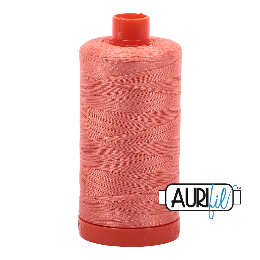 Fil Aurifil - Saumon clair 2220 - 50wt