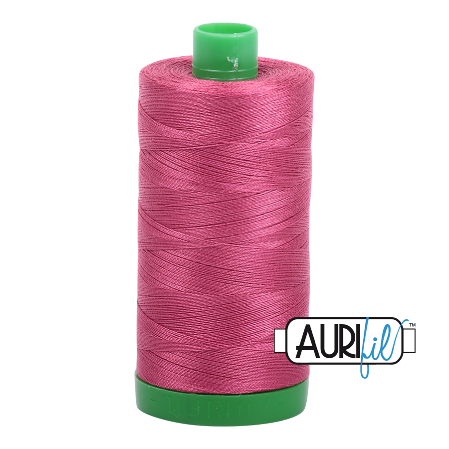 Fil Aurifil - Rouge carmin moyen 2455 - 40wt