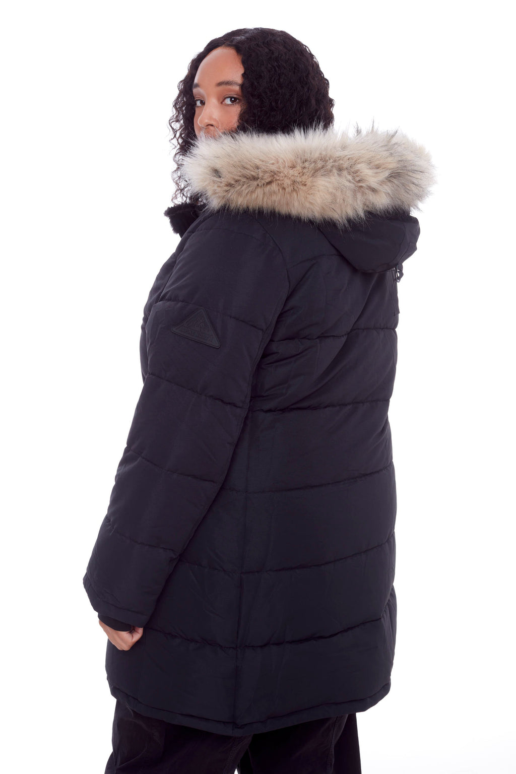 AULAVIK PLUS | PARKA À CAPUCHE MI-LONGUE EN DUVET VÉGAN (RECYCLÉE) POUR FEMME, NOIR (TAILLES GRANDES)