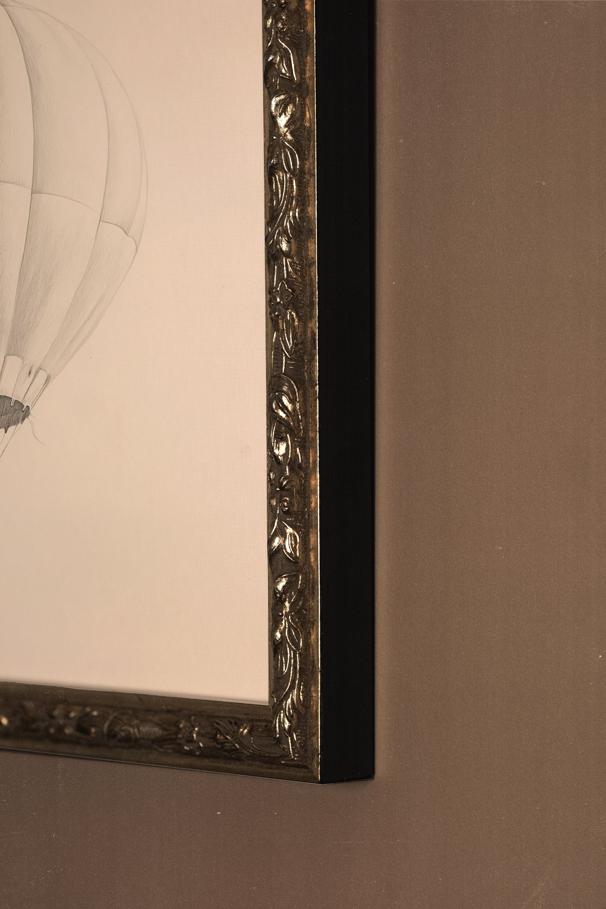 Dreamy Air, Vintage Silver Frame