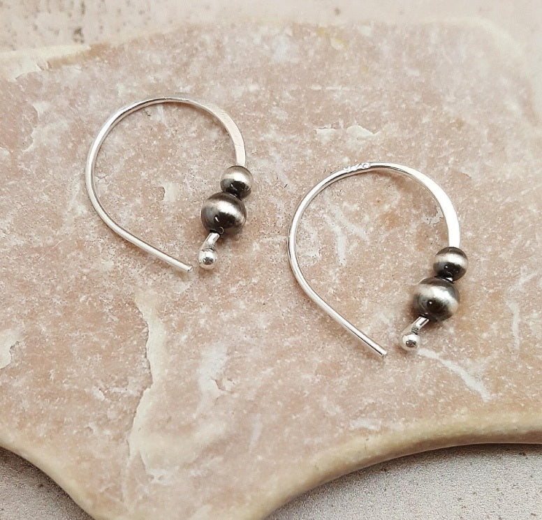 Boucles d'oreilles anneaux en argent sterling : perles en argent sterling oxydé, argent recyclé