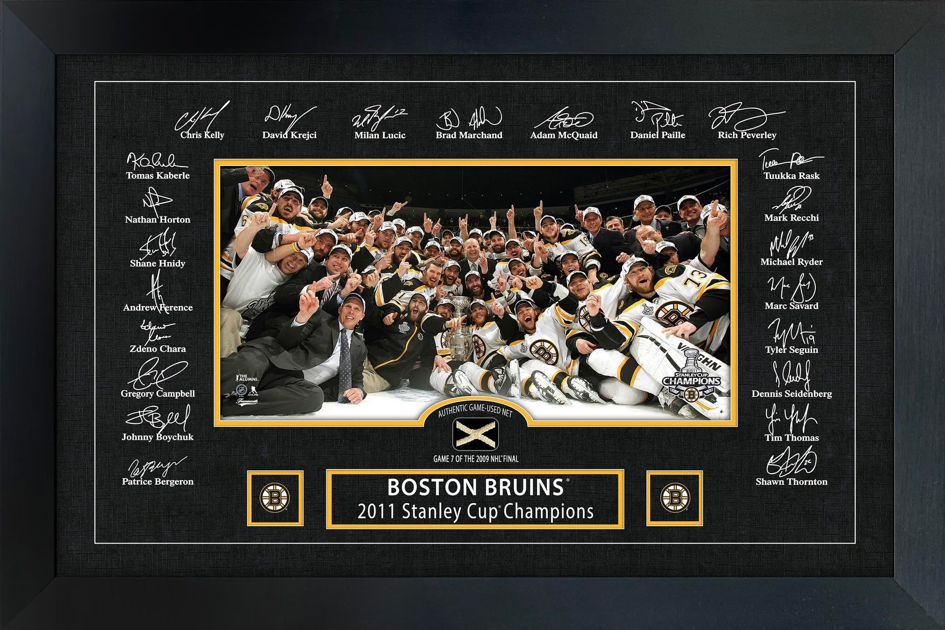 Cadre signature réplique de la Coupe Stanley 2011 des Bruins de Boston avec filet utilisé en match