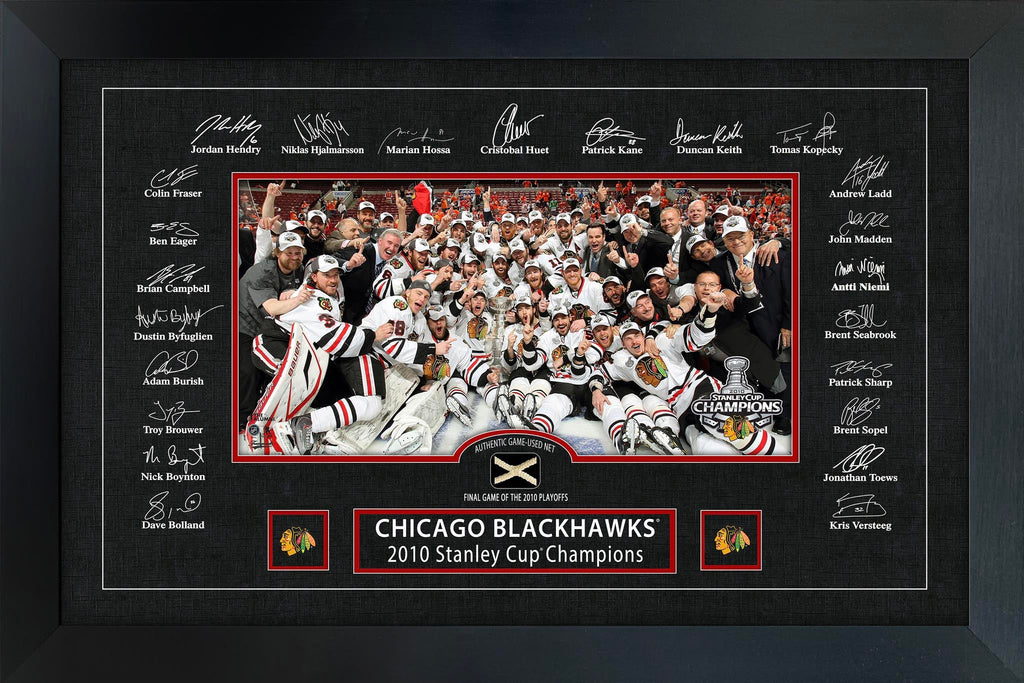 Cadre réplique de la Coupe Stanley 2010 des Blackhawks de Chicago avec signature et filet utilisé en match