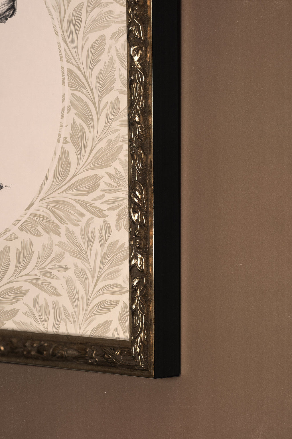 VINTAGE FRAME SILVER