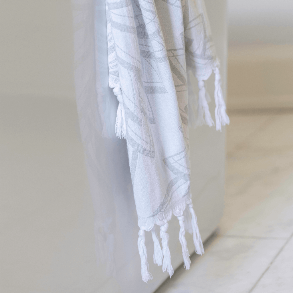 Everyday Luxury Turkish Body Towel in Grey & White Geometric Floral