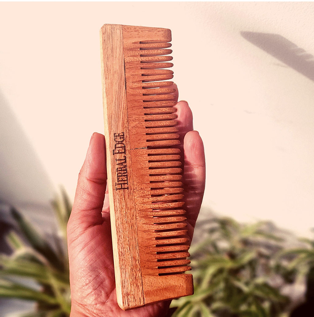 Peigne en bois de neem 