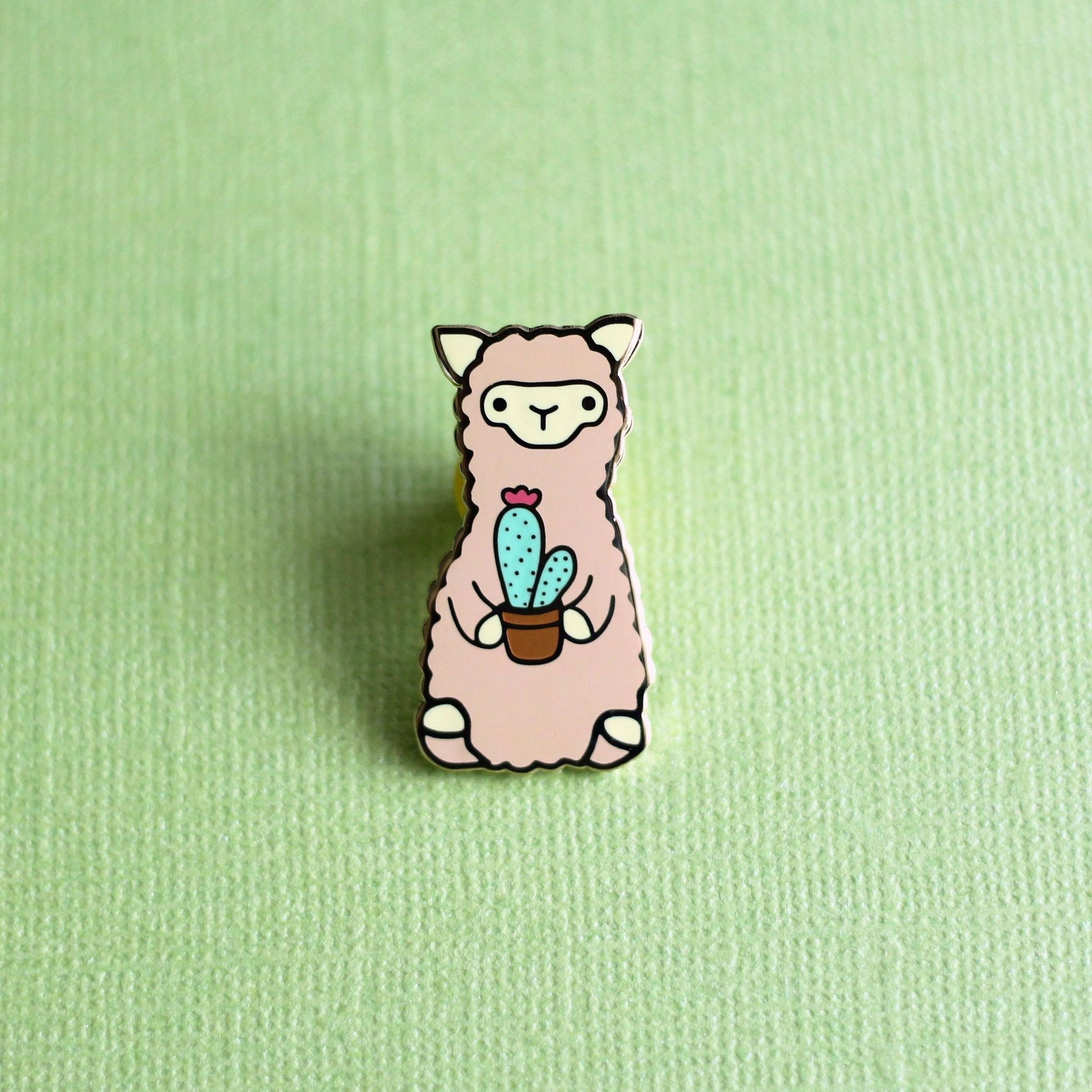 Broche en émail Cactus Alpaga - Cadeau Lama - Broche pour sac à dos