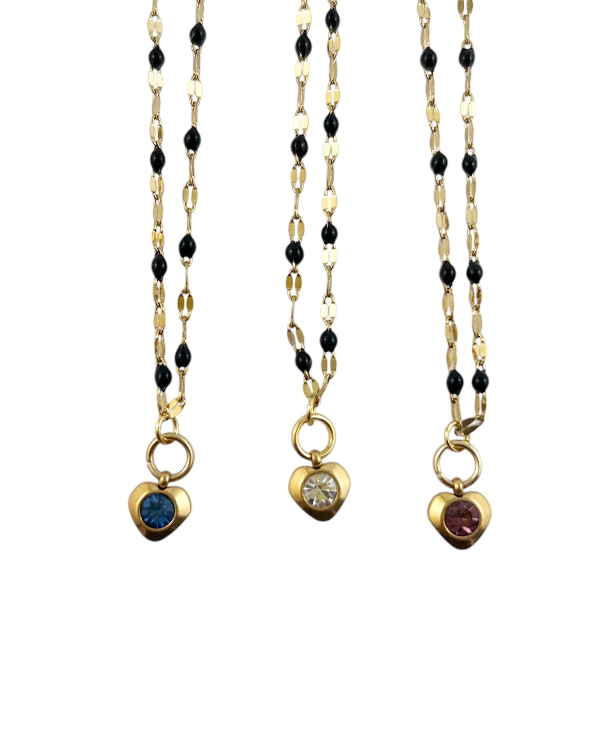 Colliers en pierre de cœur en or - différentes couleurs de pierres de naissance