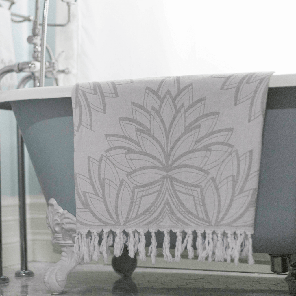 Turkish Towels Canada | Set in Grey + White