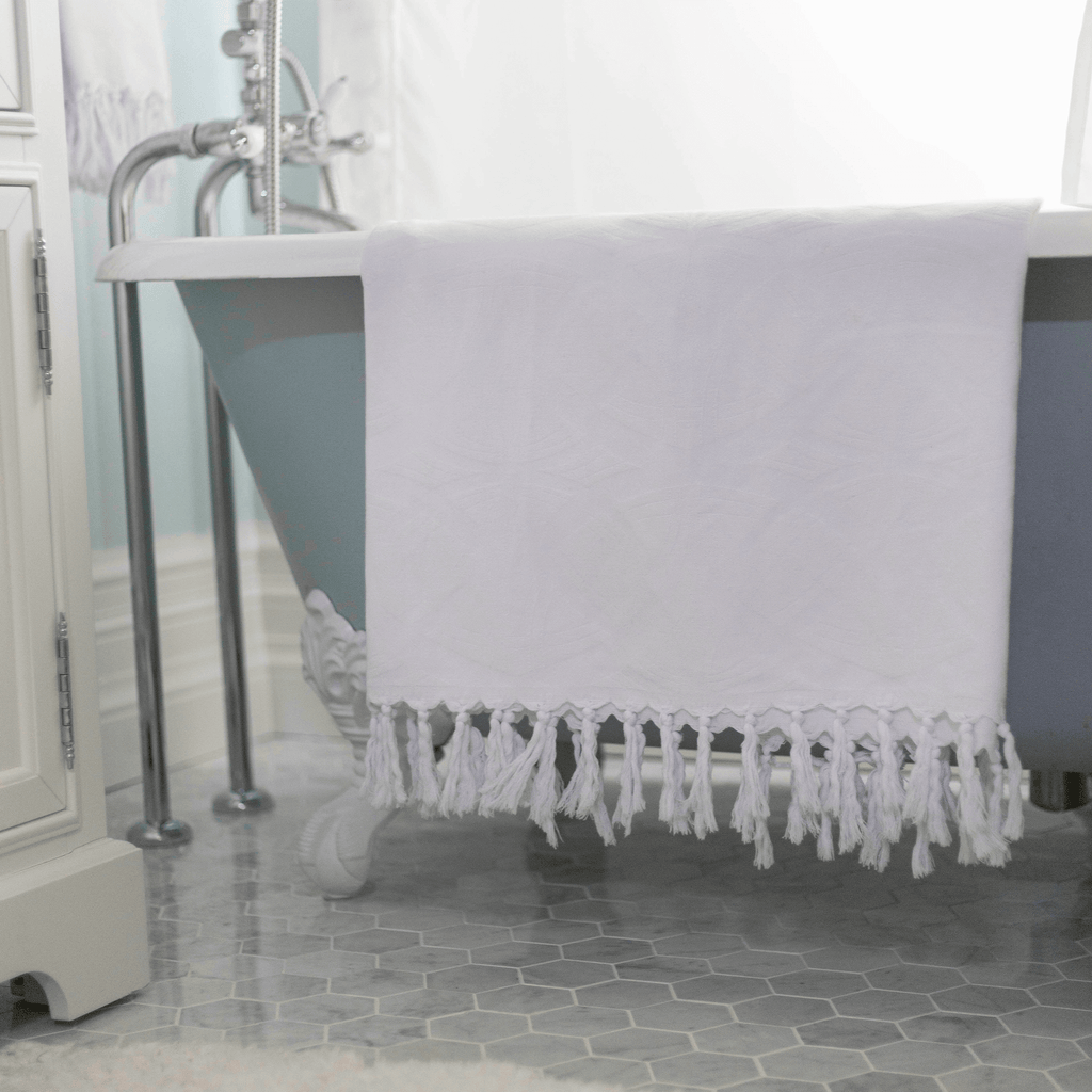 Turkish Towels Canada | Set in White