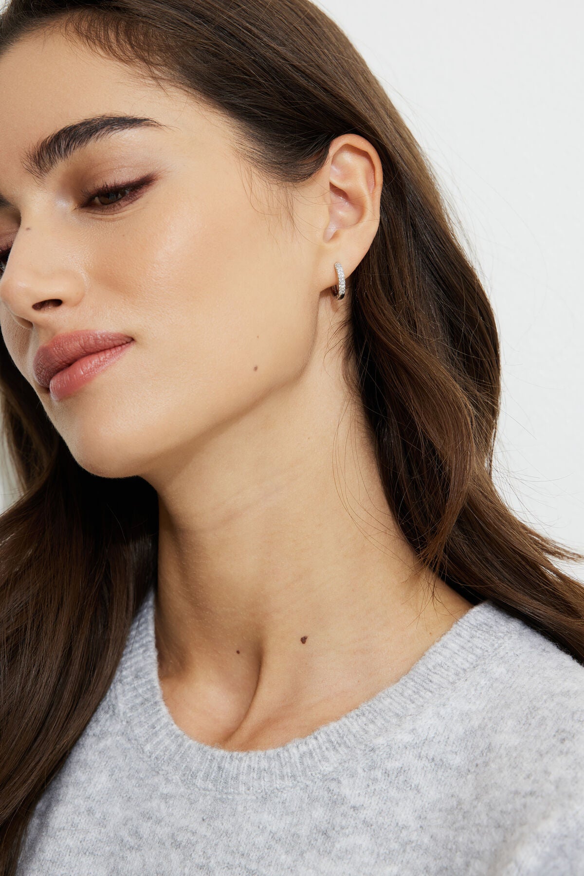Lot de 2 boucles d'oreilles créoles à pierres précieuses