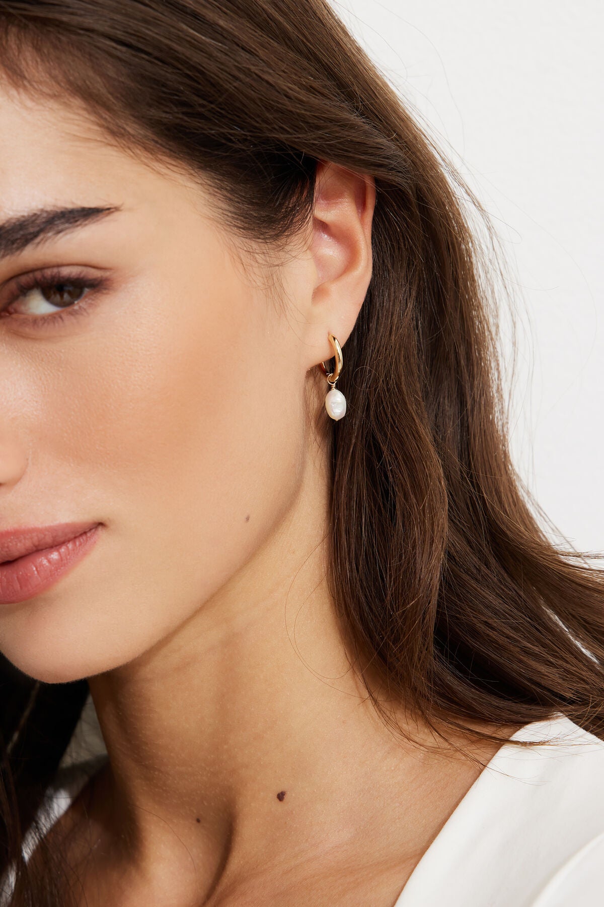 Lot de 2 boucles d'oreilles créoles avec pierres précieuses et perles